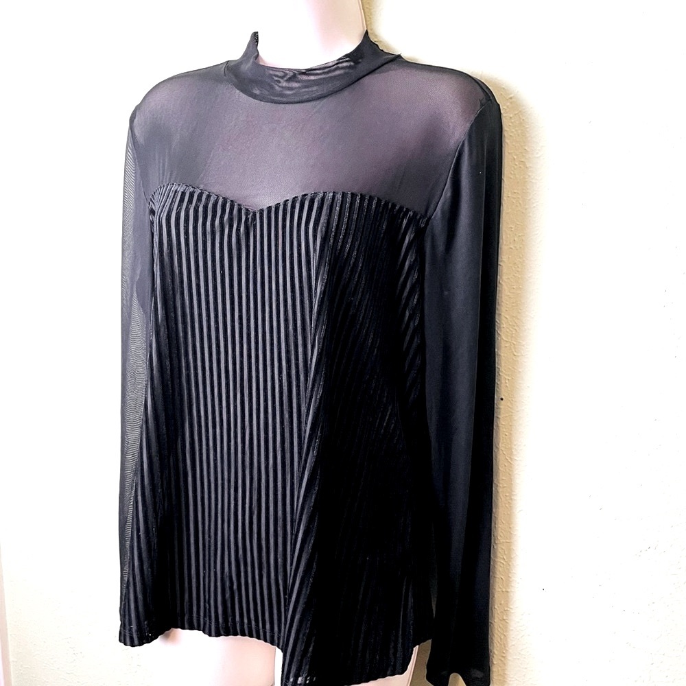 Black Long Sleeved Ribbed Blouse
